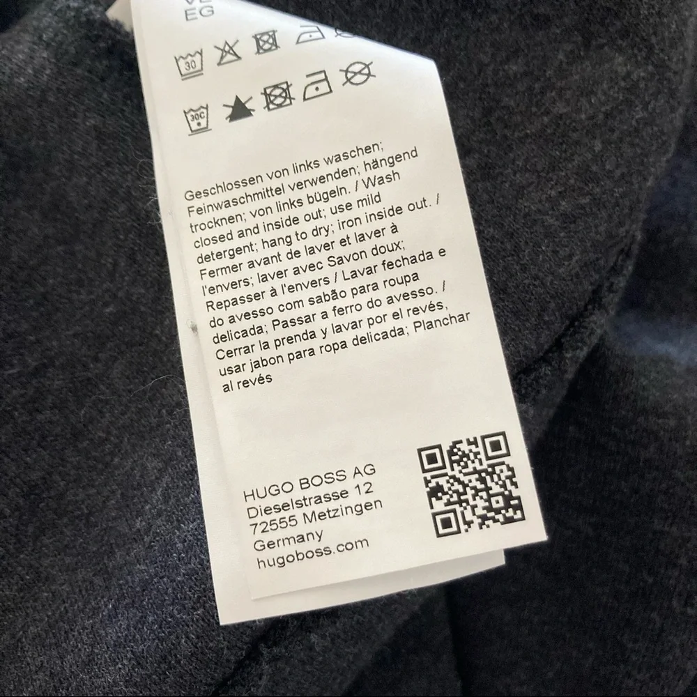Hugo Boss Zip Neck Long Sleeve Gray Sweater Men’s XL